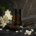 Load image into Gallery viewer, Perfume Oil – Jasmine Blanc
