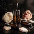 Load image into Gallery viewer, Perfume Oil – Pétale Rose
